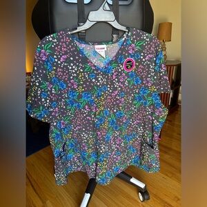 ScrubStar Scrub Top Size 3XL